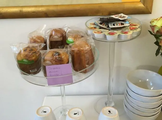 Alojamento de Acomodação e Pequeno-almoço Pink Wolf 4*