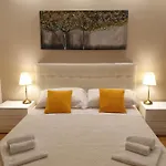 Pink Wolf Bed & Breakfast 4*