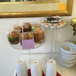 Bed & Breakfast Pink Wolf 4*