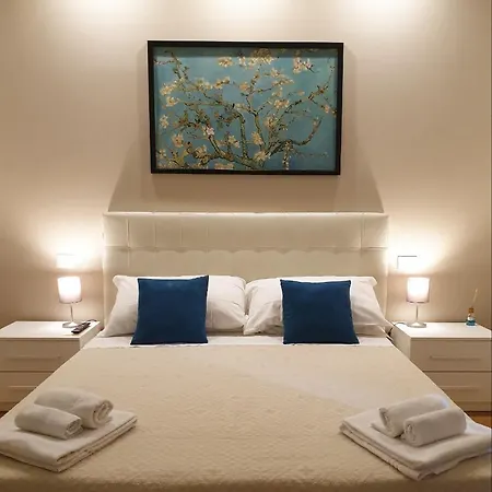 לינה וארוחת בוקר Pink Wolf