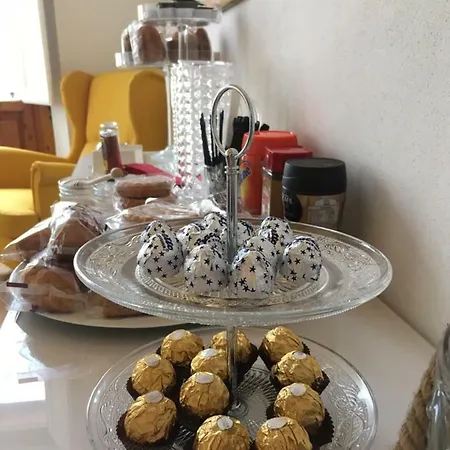 לינה וארוחת בוקר Pink Wolf פירנצה