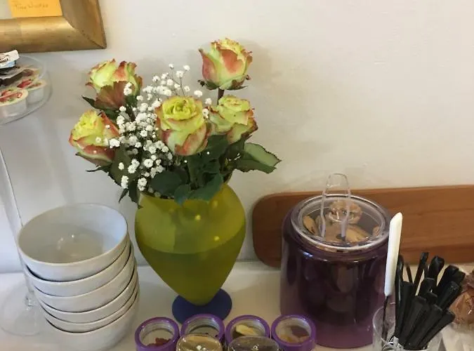 Bed & Breakfast Pink Wolf