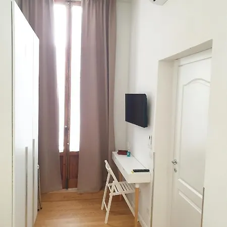 Pink Wolf Bed & Breakfast 4*